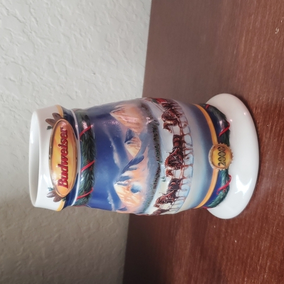 VTG 2000 Budweiser Holiday Collectible Stein “Holidays in the mountains" - Picture 2 of 10